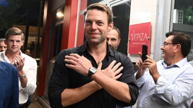 Αποκαλυπτικός πατέρας Κασσελάκη: «Ο Στέφανος είχε ταμπέλα στο γραφείο του που έλεγε “χτυπάτε την πόρτα του πρωθυπουργού”» (video)
