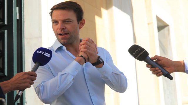 Αυτή είναι η “αυλή” του Στέφανου Κασσελάκη: Ποιοι βουλευτές και στελέχη του ΣΥΡΙΖΑ τον στηρίζουν για την προεδρία του κόμματος