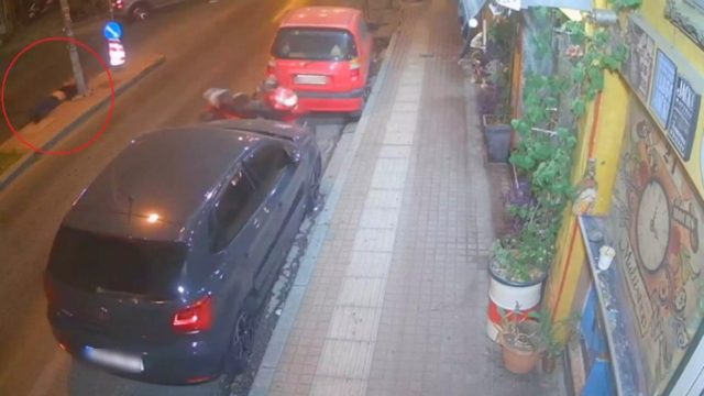 Οργή στη Θεσσαλονίκη: Βίντεο ντοκουμέντο από τροχαίο με εγκατάλειψη – Η στιγμή που αυτοκίνητο παρασύρει μηχανή και ο πανικός στο σημείο