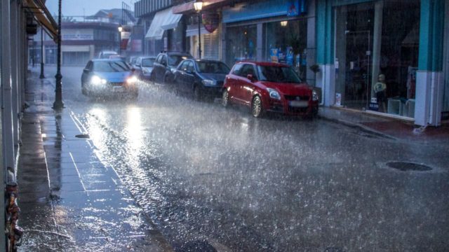 Καιρός: «Ψυχρή Λίμνη» θα πλήξει τη χώρα τη Δευτέρα (4/9) – Πού θα χτυπήσει η κακοκαιρία