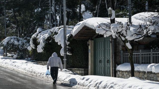 Ψυχρό «ράπισμα» από τα Μερομήνια: Έρχεται χειμωνας με ακραία φαινόμενα – «Κόκκινος» συναγερμός για πολικό σκηνικό πάνω από δύο μήνες