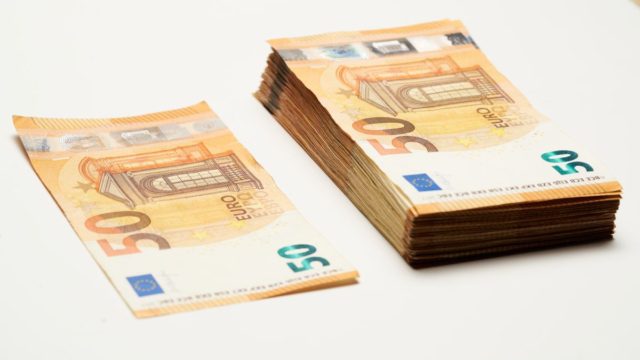 Ανάσα: Έκτακτο επίδομα από 609 ευρώ έως 1.219 ευρώ