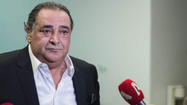 «Δημοσιογράφοι σταματήστε να μας παίρνετε τηλέφωνα»: Το πρώτο βράδυ του Βασίλη Καρρά εκτός νοσοκομείο και η έκκληση της οικογένειας
