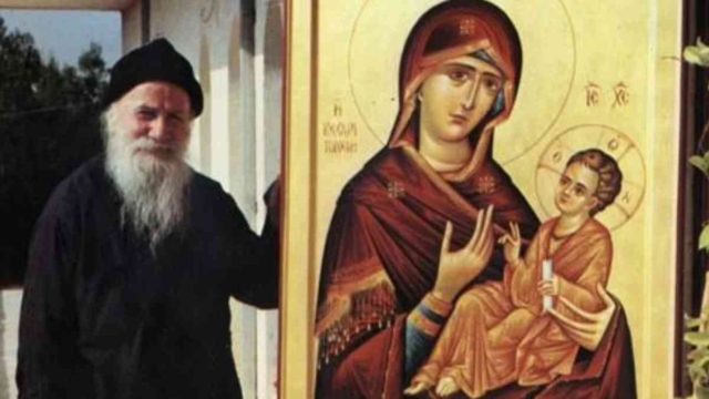 Άγιος Πορφύριος: «Η αγάπη προς τον Χριστό δεν έχει όρια, το ίδιο και η αγάπη προς τον πλησίον – Είναι πάνω απ’όλα»