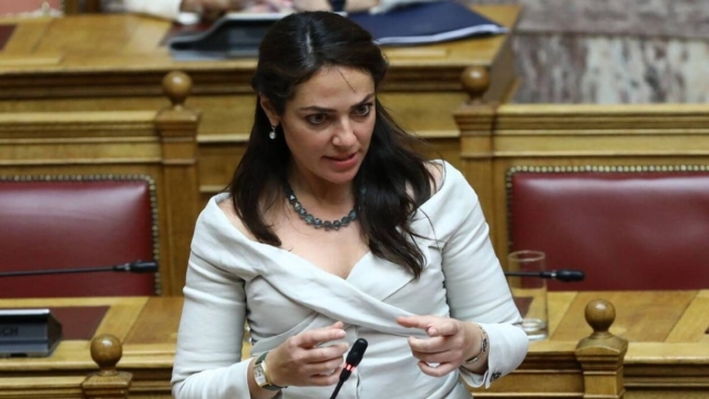 Ειδική ομάδα για τη σχολική βία προανήγγειλε η Δόμνα Μιχαηλίδου