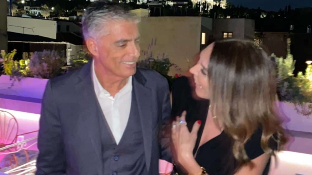 Ερωτευμένοι μέχρι σήμερα: Βραδινή έξοδος με θέα την Ακρόπολη για Νίκο Ευαγγελάτο και Τατιάνα Στεφανίδου