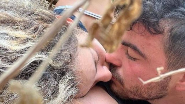 Πόλεμος στο Ισραήλ: Ένα τελευταίο φιλί πριν πεθάνουν στο φεστιβάλ του τρόμου