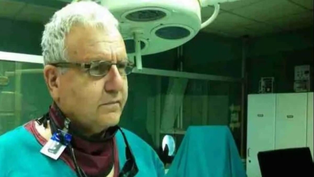 Μόνο περηφάνεια: Στη λίστα των παγκόσμιων κορυφαίων ερευνητών καρδιαγγειακής ιατρικής, ο Έλληνας καθηγητής Στεφανάδης