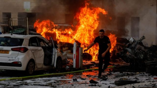 Πόλεμος στο Ισραήλ: Τι είναι η Χαμάς και τι η Λωρίδα της Γάζας; Τι συμβαίνει και γιατί τώρα; Τι θα μπορούσε να συμβεί στη συνέχεια;