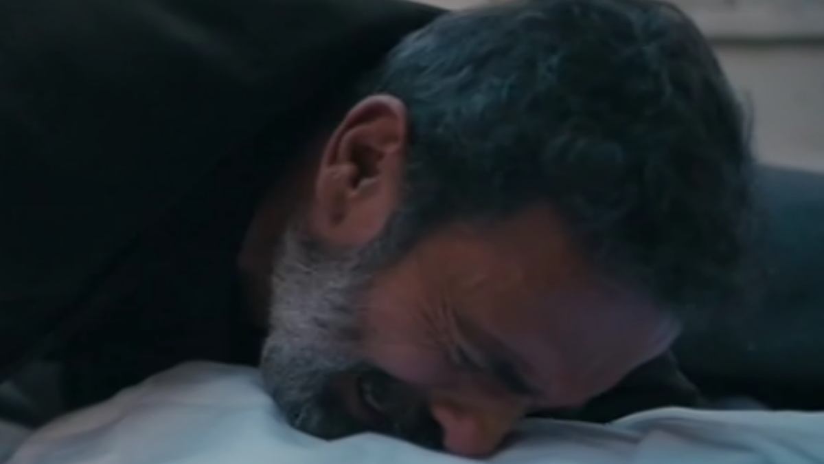 Το Ναυάγιο: Έδωσε ρεσιτάλ ο Λεωνίδας Κακούρης – Η στιγμή που αντικρίζει την κόρη του νεκρή και το παραλήρημα στο Twitter