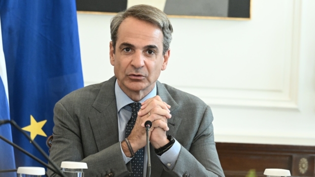 Ατζέντα Μητσοτάκη: Επιδότηση των νοικοκυριών που θερμαίνονται με ηλεκτρικό ρεύμα – Με τεκμαρτό εισόδημα από το 2024 οι ελεύθεροι επαγγελματίες (video)