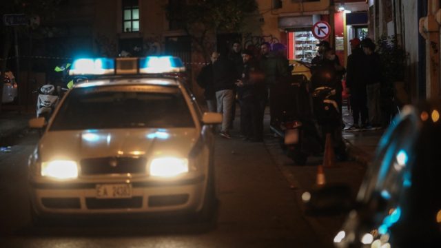 Τρόμος σε ξενοδοχείο στο Νέο Φάληρο: Άνδρας μπούκαρε μέσα στη νύχτα και απείλησε υπάλληλο με μαχαίρι