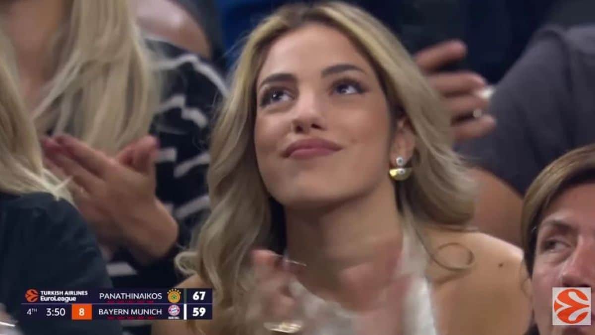Η ξανθιά που δεν χάνει παιχνίδι του Παναθηναϊκού – Αμόρε Έλληνα άσου! (ΦΩΤΟ)