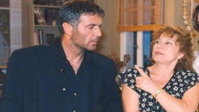 Τόσα χρόνια νομίζαμε λάθος: Γιατί ο Κωνσταντίνος Μαρκοράς αποκαλούσε την Φλώρα «Τανσού»; (video)