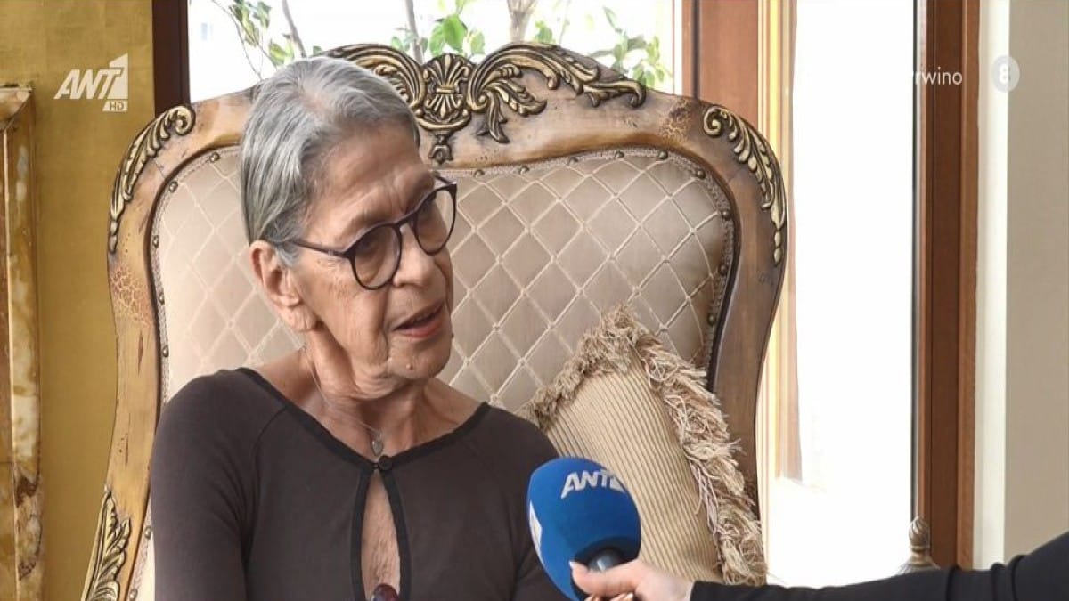 Ματούλα του Κολωνακίου: «Πρέπει να στενοχωρεί εκείνον και όχι εμένα. Εγώ τον είχα πρίγκιπα» – H τελευταία συνέντευξη και η αναφορά στον γιο της Λορέντζο Καριέρε (Video)