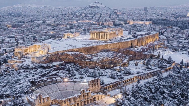 «Συρφετός» κακοκαιρίας από τα Μερομήνια: «Ο ήλιος θα αργήσει να ξαναβγεί – Το χιόνι θα κρατήσει…»