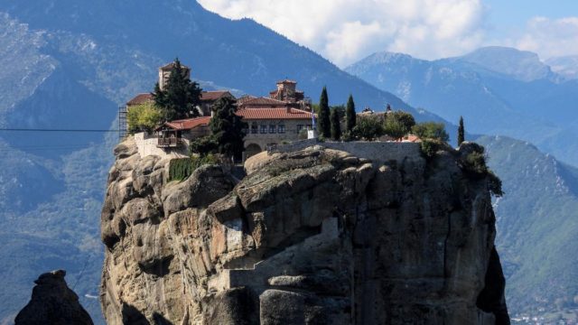 Η φωτογραφία της ημέρας: Καλημέρα από τα απόκοσμα Μετέωρα