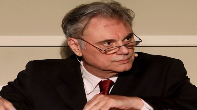 «Σας εκλιπαρώ να με αφήσετε ήσυχο. Σεβαστείτε το πένθος μου…» – Η έκκληση του Οδυσσέα Σταμούλη μετά το θάνατο του 11χρονου γιου του (photo)