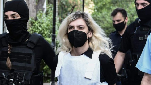 «Σπαράζει» η Τζωρτζίνα από ψηλά: Ο ιατροδικαστής αθώωσε τη Ρούλα Πισπιρίγκου με 10 λέξεις – «Έτσι πέθανε…»