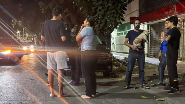 Σεισμός 6,3 Ρίχτερ στο Μεξικό – Κάτοικοι βγήκαν στους δρόμους μέσα στη νύχτα