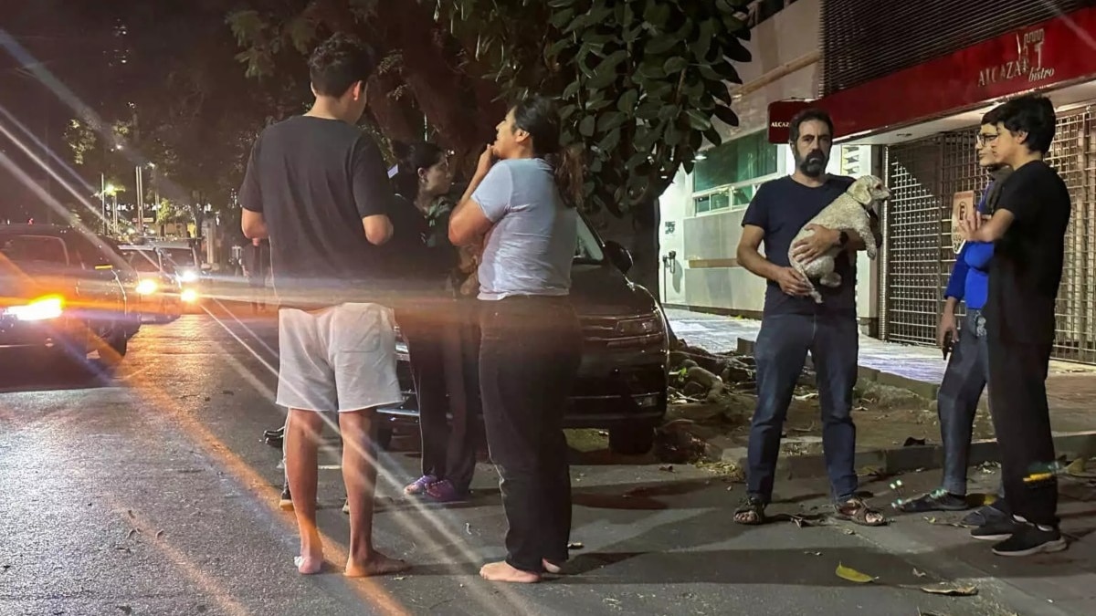 Σεισμός 6,3 Ρίχτερ στο Μεξικό – Κάτοικοι βγήκαν στους δρόμους μέσα στη νύχτα