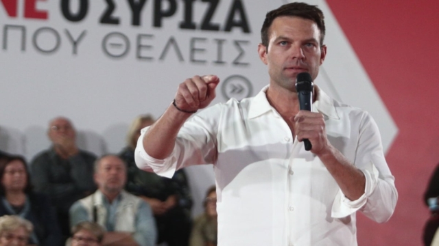 Βγήκαν «μαχαίρια» στον ΣΥΡΙΖΑ: Κατά μέτωπο επίθεση της «Ομπρέλας» στον Στέφανο Κασσελάκη με κείμενο-καταπέλτη