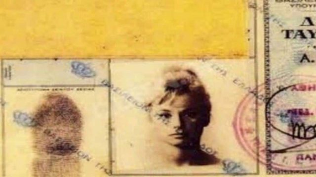 Σάλος με την Αλίκη Βουγιουκλάκη: Αυτή ήταν η πραγματική της ηλικία όταν πέθανε – Η ταυτότητά της στη φόρα