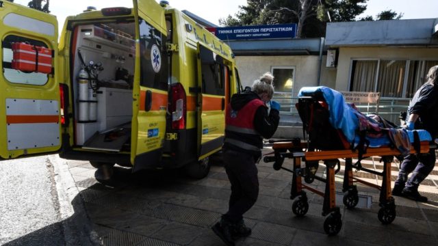 Τραγική εξέλιξη με το τροχαίο στη Μεσογείων: Νεκρή η 70χρονη που παρασύρθηκε από αυτοκίνητο