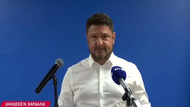 «Γαλάζιο» χρώμα στην Περιφέρεια Αττικής: Εξελέγη από την πρώτη Κυριακή ο Νίκος Χαρδαλιάς – «Να πάμε τη χώρα μας μπροστά» (video)
