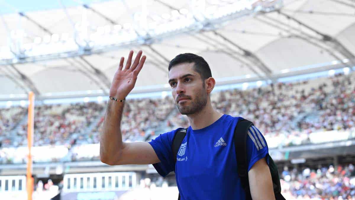 «Χαστούκι» από τον Μίλτο Τεντόγλου: «Προπονούμαι σε ένα κλειστό που στάζει νερά και δεν έχει θέρμανση»