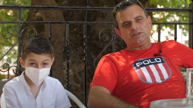 «Ραγίζει» καρδιές ο 7χρονος Δημήτρης: Διαγνώσθηκε με óγκo στον εγκέφαλo, ολοκλήρωσε τις χημειοθεραπείες και επέστρεψε σπίτι του