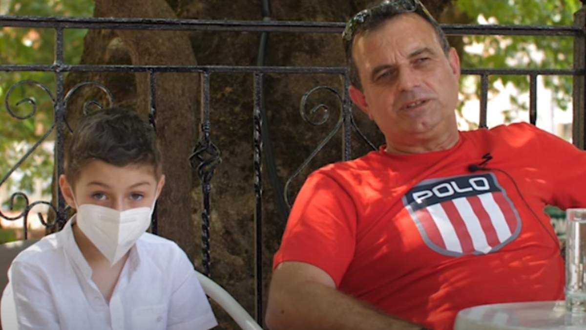 «Ραγίζει» καρδιές ο 7χρονος Δημήτρης: Διαγνώσθηκε με óγκo στον εγκέφαλo, ολοκλήρωσε τις χημειοθεραπείες και επέστρεψε σπίτι του