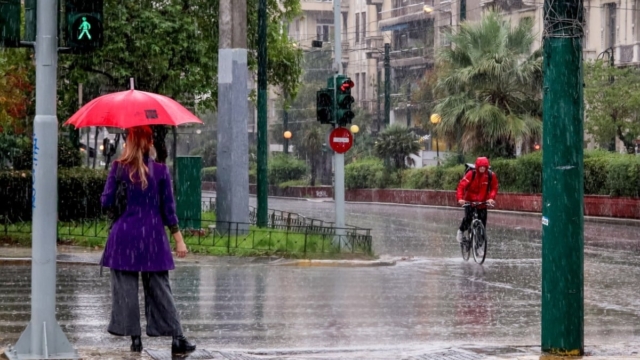 Καιρός: Έκτακτο δελτίο της ΕΜΥ – Ραγδαία επιδείνωση τις επόμενες ώρες – Προειδοποίηση ειδικών για έως και 10 μποφόρ