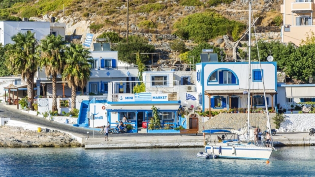 Εγκατέλειψαν το Αγαθονήσι χωρίς ακτοπλοϊκά δρομολόγια εδώ και ένα μήνα