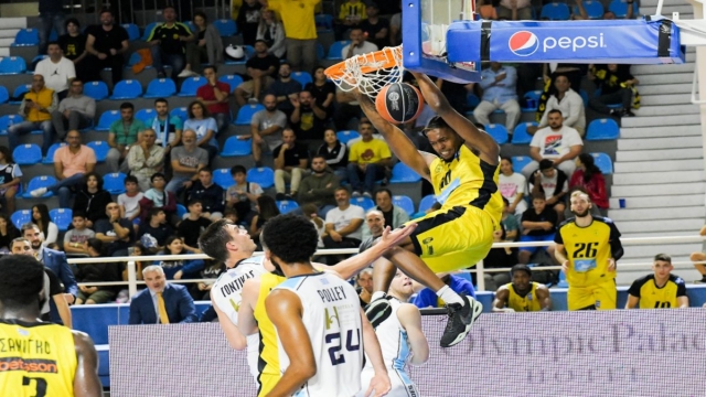 Basket league / Κολοσσός – Άρης: Διπλό στη Ρόδο με τον Μπάνκστον να κάνει όργια στο α’ μέρος