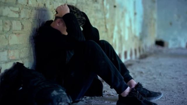 Φρίκη στη Λάρισα: Συνελήφθη 15χρονος για βιασμό 17χρονου με αναπτυξιακή διαταραχή – «Έγινε για πλάκα» είπε ο ανήλικος δράστης