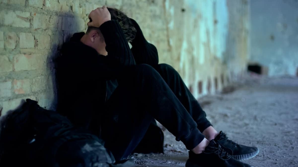 Φρίκη στη Λάρισα: Συνελήφθη 15χρονος για βιασμό 17χρονου με αναπτυξιακή διαταραχή – «Έγινε για πλάκα» είπε ο ανήλικος δράστης