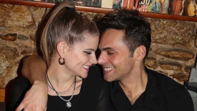 «Είναι όλοι μέσα στην τρελή χαρά – Ο Γιώργος Παπαγεωργίου παρών στον τοκετό» – Όσα αποκάλυψε ο μαιευτήρας της Δανάης Μιχαλάκη (video)