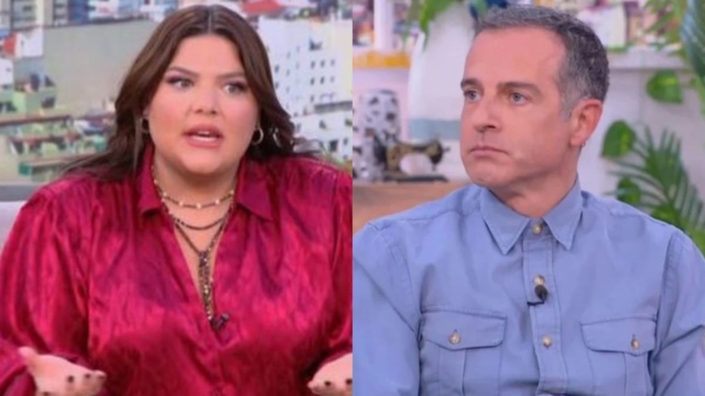 «Βρε αχάριστο πλάσμα, εγώ δεν άφησα την Φαίη, για να…» – Ο αμήχανος διάλογος Δανάης Μπάρκα και Άρη Καβατζίκη (video)