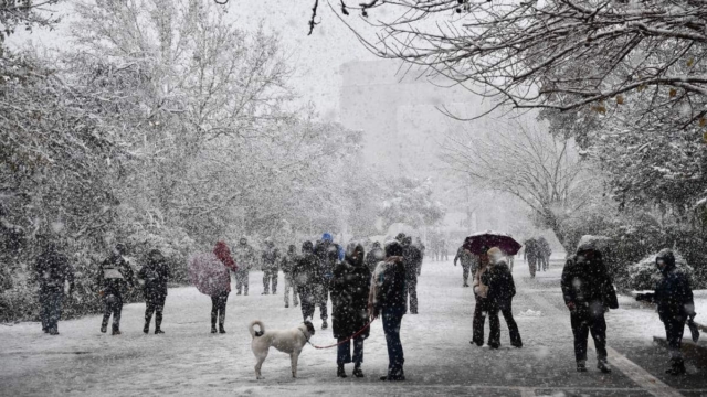 Ψυχρό «κολαστήριο» από τα Μερομήνια: «Πολικό ψύχος τον Ιανουάριο – Δεν αποκλείονται πλημμυρικά φαινόμενα»