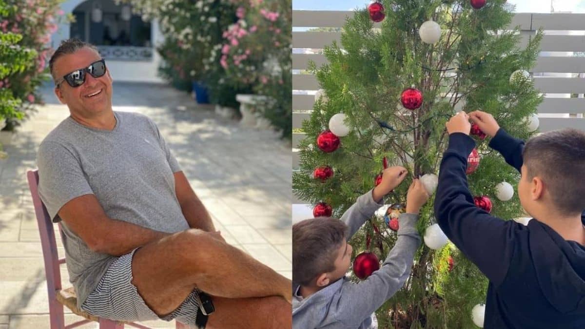 Τεράστια μονοκατοικία με εσωτερική σκάλα, μπλε πίνακες, φυτά και άνετους καναπέδες – Απίθανες φωτογραφίες από το σπίτι του Γιώργου Λιάγκα