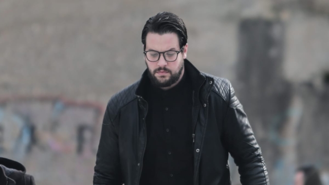 Δίκη Πισπιρίγκου: Δεν έχει λεφτά για δικηγόρο ο Μάνος Δασκαλάκης – Θα ζητήσει διορισμό συνηγόρου
