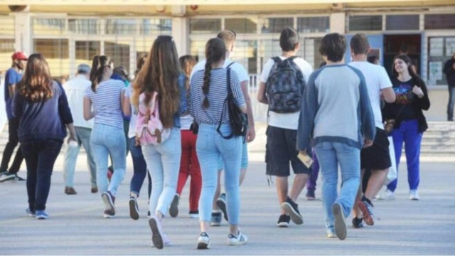 Συναγερμός σε σχολείο της Κρήτης, μαθητές βρέθηκαν ημιλιπόθυμοι σε τουαλέτα