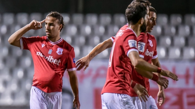 Super League: Απόρθητο το «κάστρο» του Πανσερραϊκού – Ανατροπή στο 88′ και τρίποντο κόντρα στον ΟΦΗ (photos)