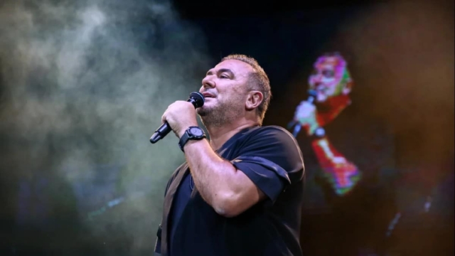 Ανακοίνωσε το «τέλος» ο Αντώνης Ρέμος