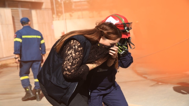Τοξικό θρίλερ στου Ρέντη: Διασωληνωμένος 50χρονος άνδρας έπειτα από διαρροή αμμωνίας – Πώς συνέβη το ατύχημα