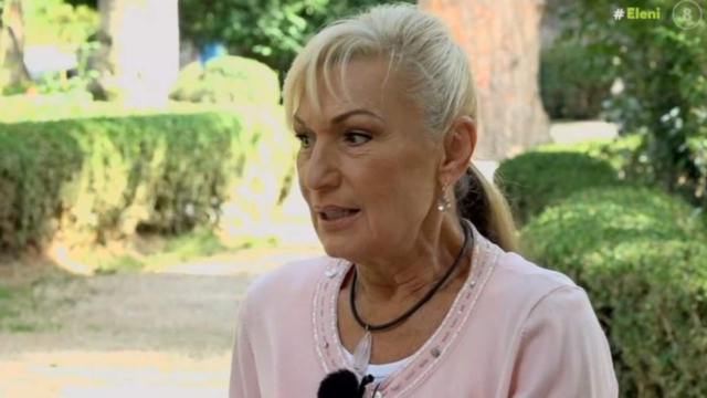 Ακομπλεξάριστη η Σόφη Ζαννίνου: «Είμαι 72 ετών απείραχτη – Οι ρυτίδες μου είναι τα παράσημά μου»