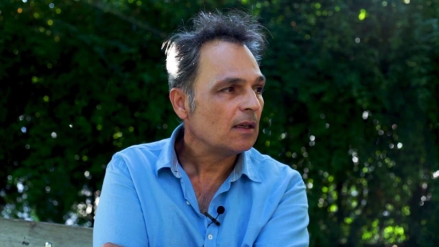 «Τα τίναξα όλα στον αέρα για χάρη της»: Η γυναίκα «αγκάθι» στη ζωή του Σταμάτη Γαρδέλη