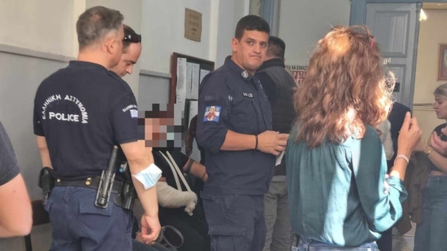 Θανατηφόρα παράσυρση βρέφους στον Βόλο: «Τέλειωσε η ζωή μου, αλλά δεν φταίω για ό,τι συνέβη» είπε ο 33χρονος μοτοσικλετιστής (video)