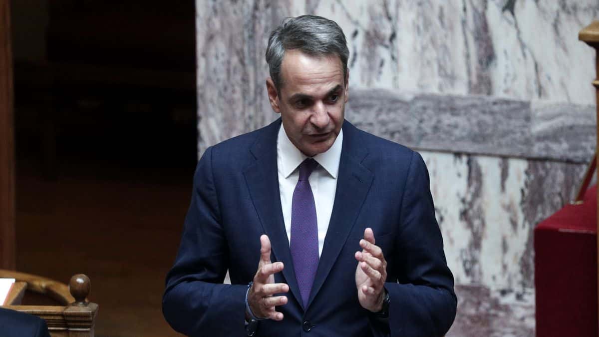 Βουλή: Κατατίθεται σήμερα ο προϋπολογισμός του 2024 – Ποιοι θα δουν αυξήσεις στους μισθούς τους (video)